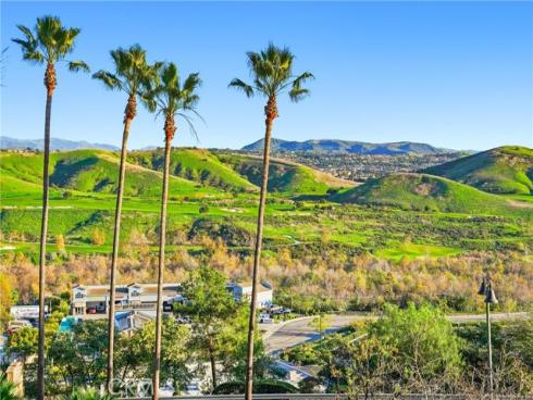 27832  Aberdeen  56 , Mission Viejo, CA