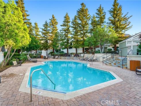 27832  Aberdeen  56 , Mission Viejo, CA