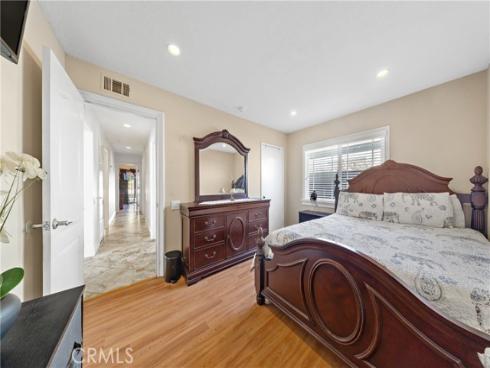 21511  Aguilar  , Mission Viejo, CA