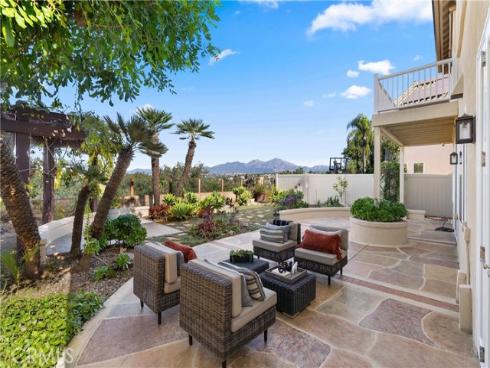 8 Rimani Drive, Mission Viejo, CA