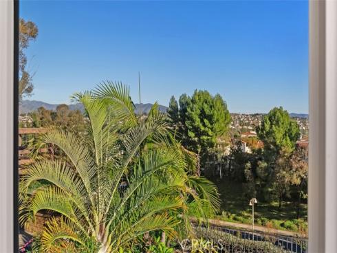 27722  Torija  , Mission Viejo, CA