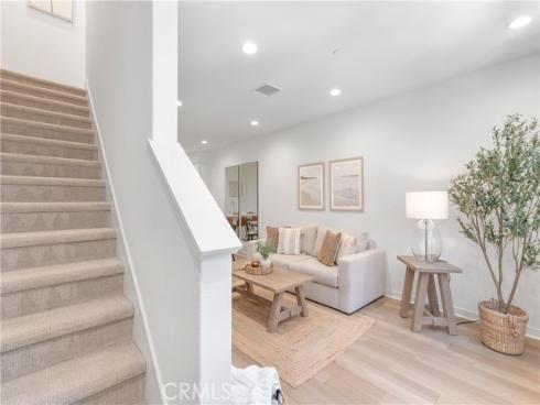 59  Sanctuary   Lane, Mission Viejo, CA