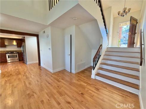 26553  Lucinda  , Mission Viejo, CA