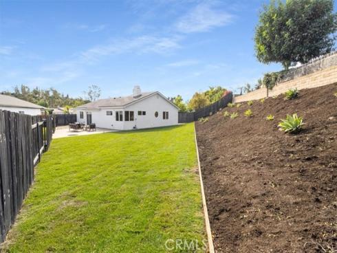 27255  Las Nieves  , Mission Viejo, CA