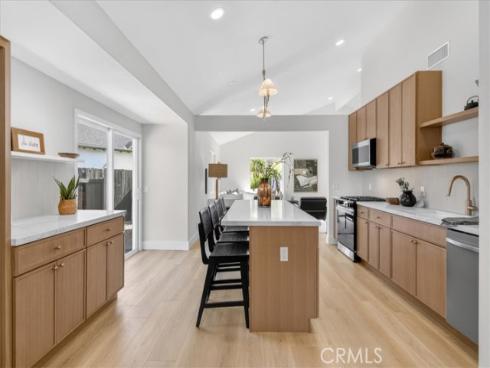 27255  Las Nieves  , Mission Viejo, CA