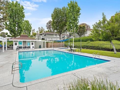 26025  Via Pera  J3 , Mission Viejo, CA