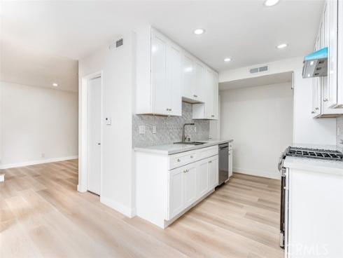 26025  Via Pera  J3 , Mission Viejo, CA