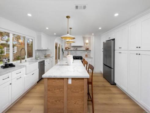 24712  San Vincent Ln  , Mission Viejo, CA