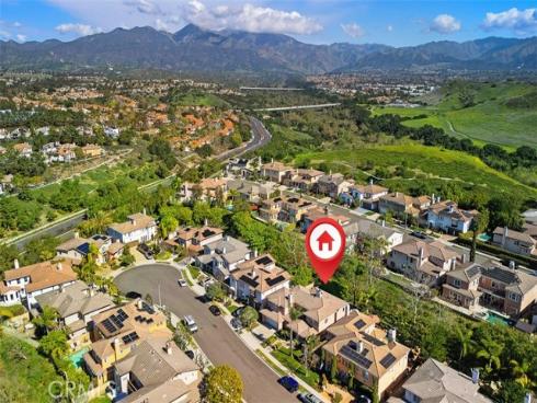 22846  Hunter   Creek, Mission Viejo, CA