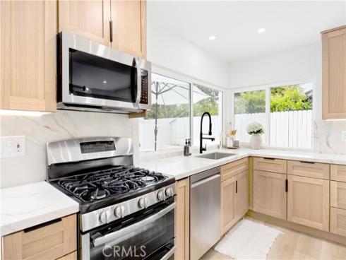 24091  Marathon  , Mission Viejo, CA