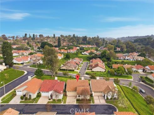 27880  Via Sarasate  , Mission Viejo, CA