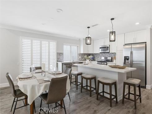 27880  Via Sarasate  , Mission Viejo, CA