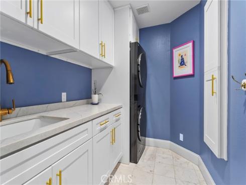 22291  Amber Rose  , Mission Viejo, CA