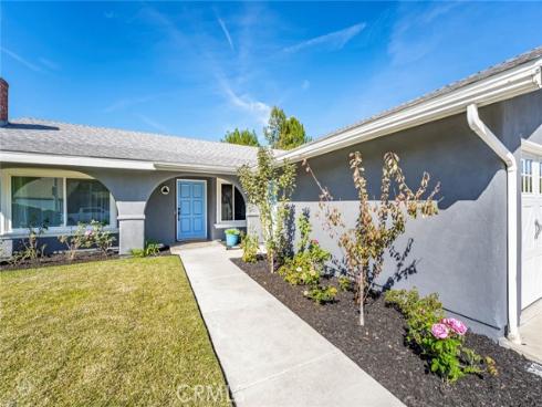 26041  Avenida Bonachon  , Mission Viejo, CA