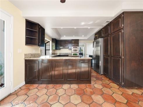 28231  Tinajo  , Mission Viejo, CA