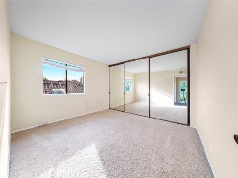 28231  Tinajo  , Mission Viejo, CA