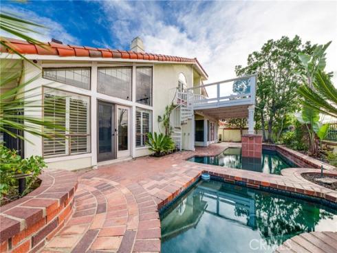 28231  Tinajo  , Mission Viejo, CA