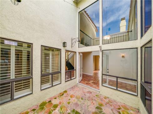 28231  Tinajo  , Mission Viejo, CA