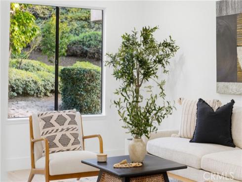 26542  Azuer  , Mission Viejo, CA