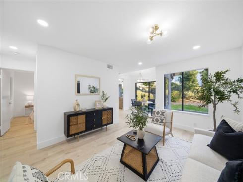 26542  Azuer  , Mission Viejo, CA