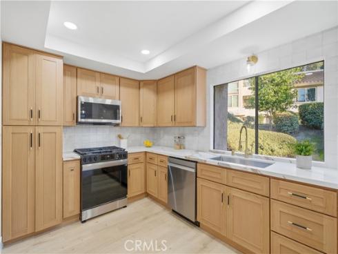 26542  Azuer  , Mission Viejo, CA