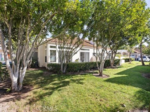 21527  Paseo Palmetto  , Mission Viejo, CA