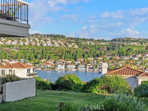 22522  Campos  , Mission Viejo, CA