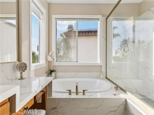 23161  Bouquet  , Mission Viejo, CA