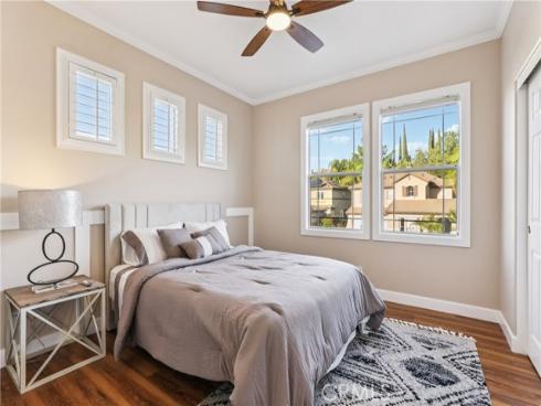 23161  Bouquet  , Mission Viejo, CA