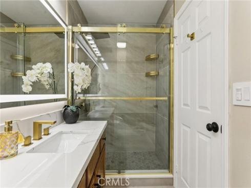 23161  Bouquet  , Mission Viejo, CA