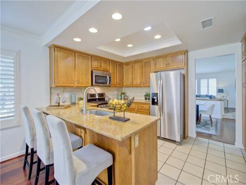 22261  Sisante  , Mission Viejo, CA