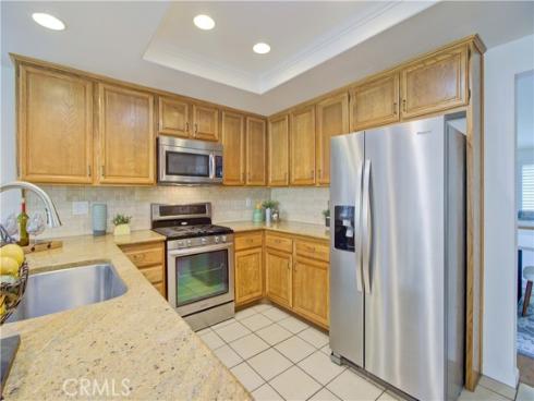 22261  Sisante  , Mission Viejo, CA