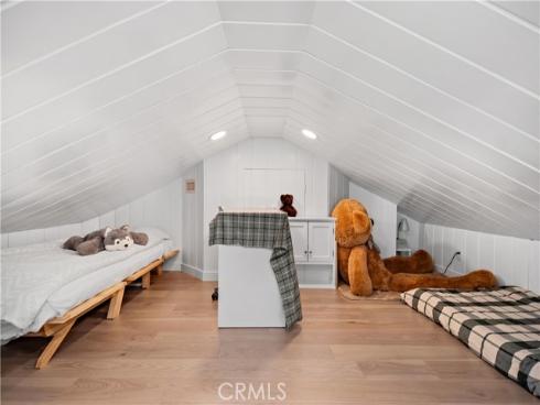 25948  Robin  20  Circle, Mission Viejo, CA