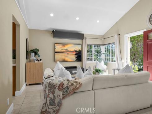 27161  Cedros  , Mission Viejo, CA