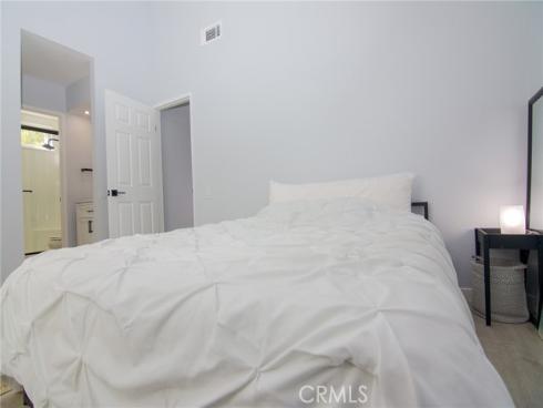 21865  Jinetes  , Mission Viejo, CA