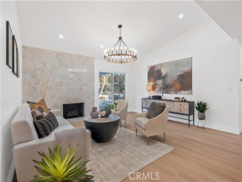 21952  Esplendor  , Mission Viejo, CA