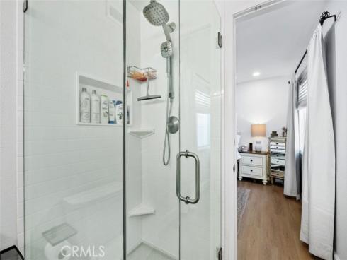 25601  Chrisanta  , Mission Viejo, CA