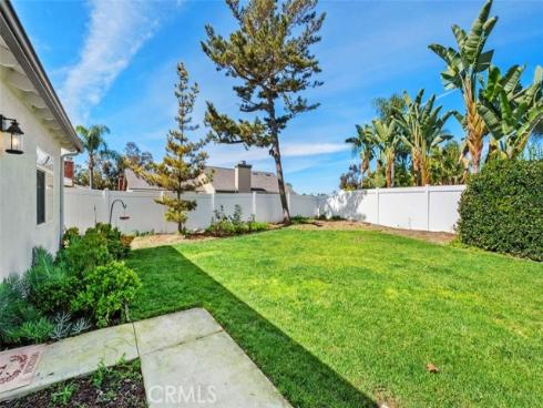 25601  Chrisanta  , Mission Viejo, CA