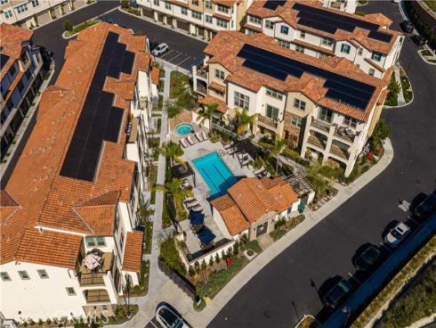 105  Lugo Ln  , Mission Viejo, CA