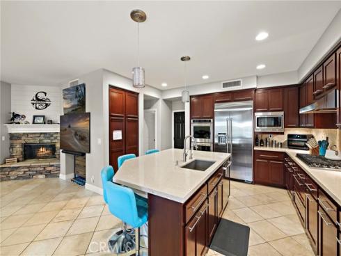 22970  Bouquet  , Mission Viejo, CA