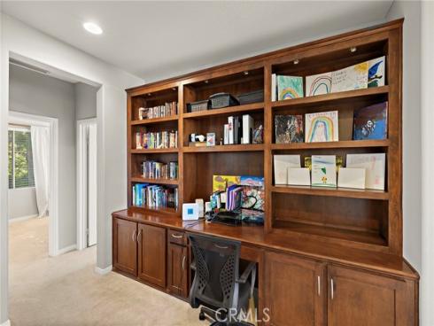 22970  Bouquet  , Mission Viejo, CA