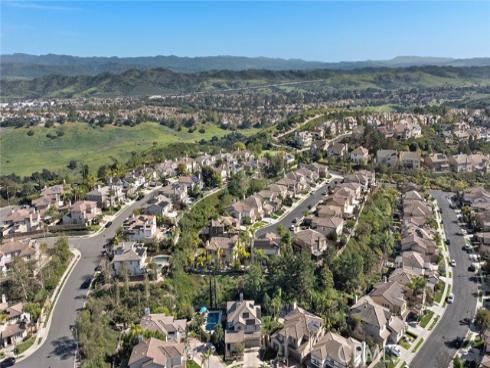 22970  Bouquet  , Mission Viejo, CA