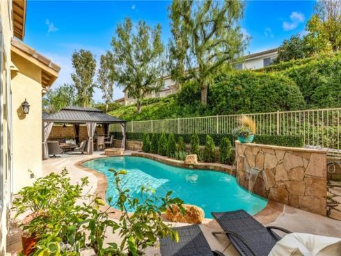 32  Arrivo   Drive, Mission Viejo, CA