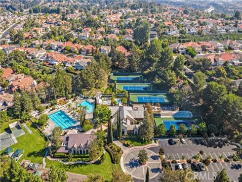 22051  Oak Grove  , Mission Viejo, CA