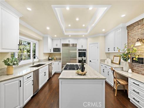 22051  Oak Grove  , Mission Viejo, CA