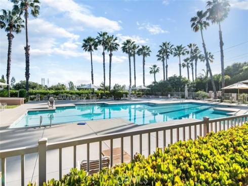 21285  Amora  , Mission Viejo, CA