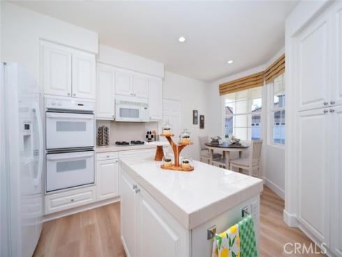 21351  Mazatlan  , Mission Viejo, CA