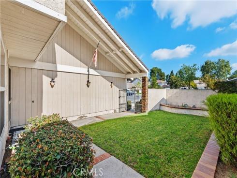 25215  Arion  , Mission Viejo, CA