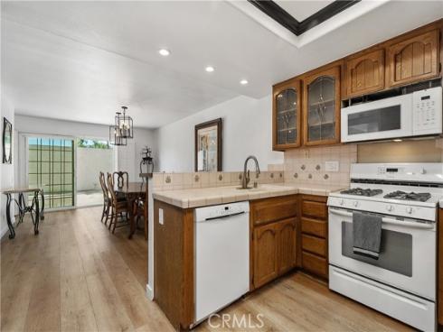 25215  Arion  , Mission Viejo, CA