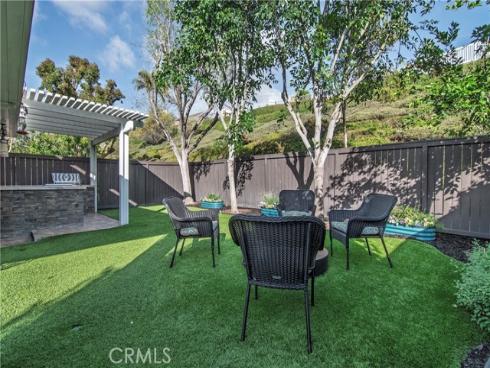 22076  Tobarra  , Mission Viejo, CA